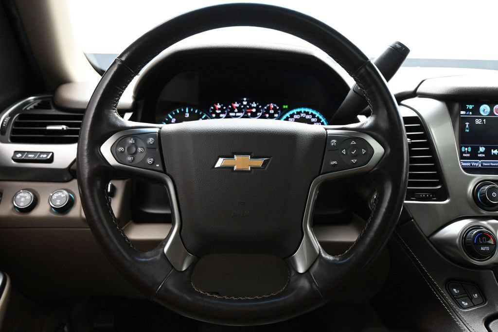 Used 2019 Chevrolet Tahoe Premier AWD/4WD image 16