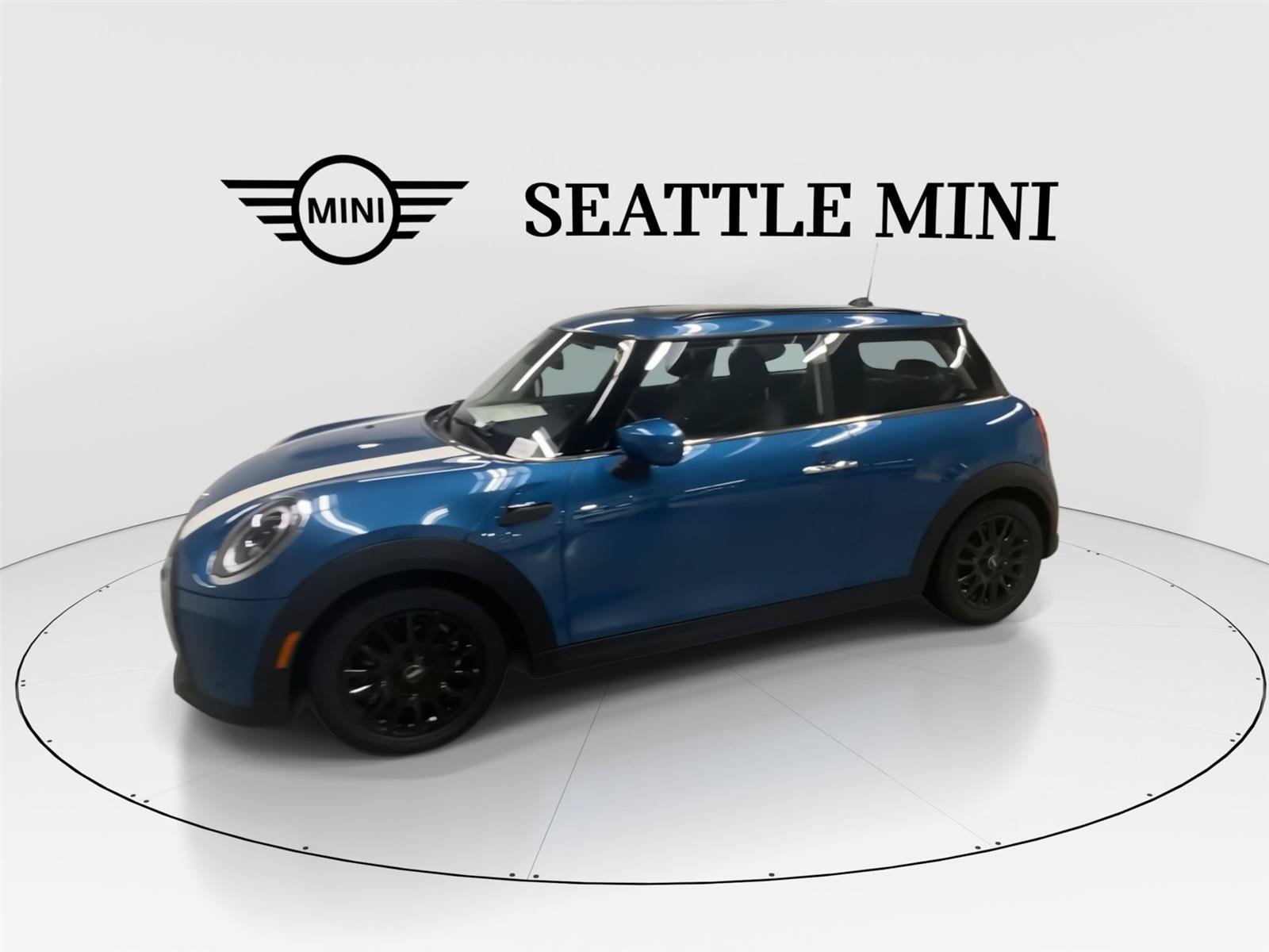 Certified 2024 MINI Cooper 2-Door Hardtop FWD image 6