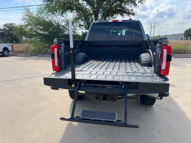 New 2026 Ford F250 Lariat w/ Tremor Off-Road Package AWD/4WD image 25