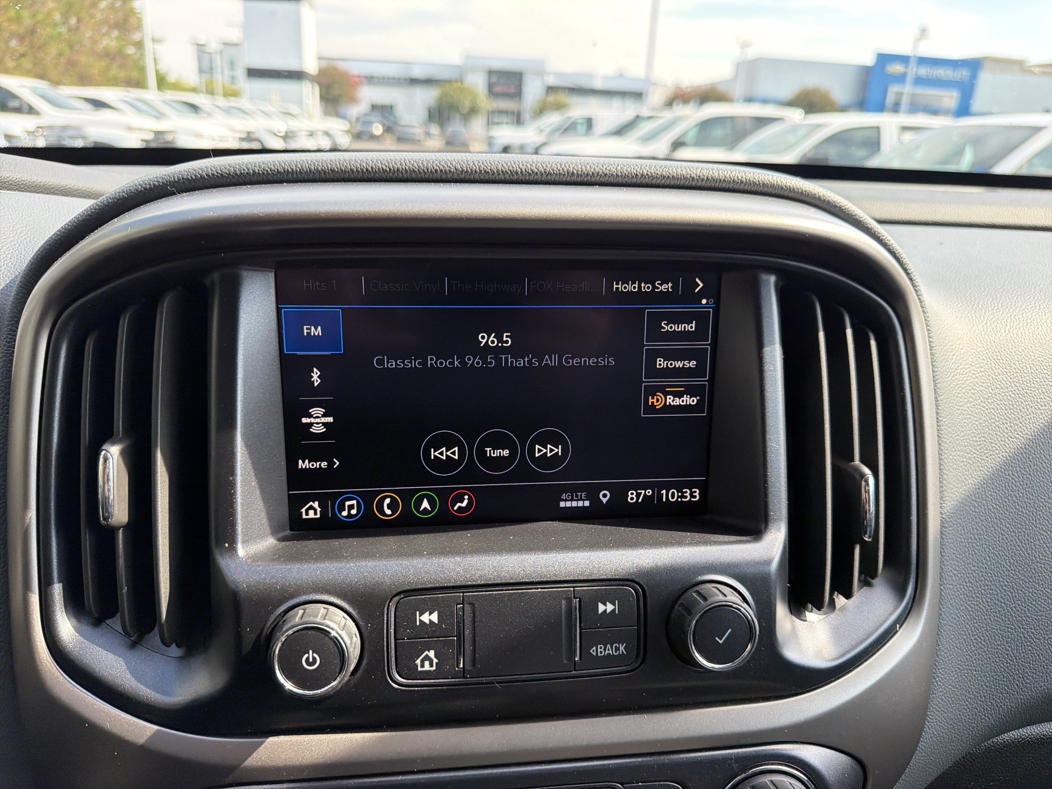 Used 2020 Chevrolet Colorado Z71 AWD/4WD image 23