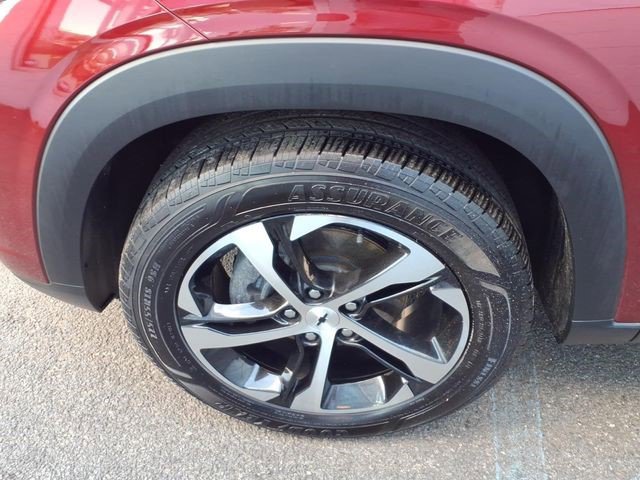 Certified 2024 Chevrolet Trax RS w/ Driver Confidence Package image 11