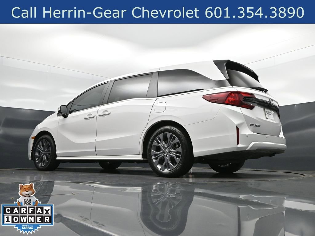 Used 2025 Honda Odyssey Touring image 42