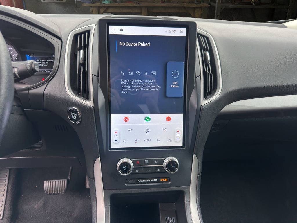 Used 2023 Ford Edge SEL image 17