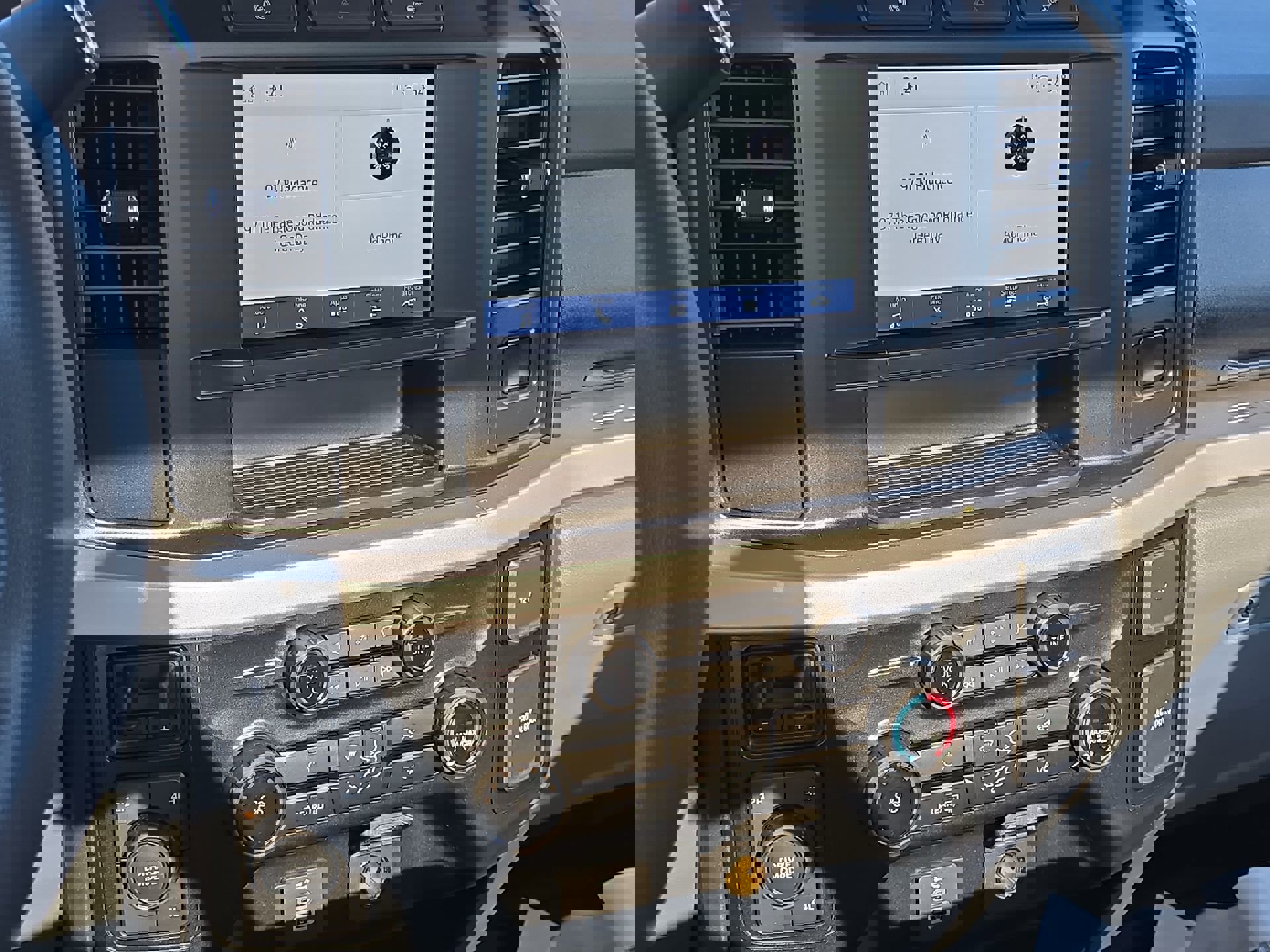 Used 2024 Ford F450 XLT w/ XLT Value Package image 16