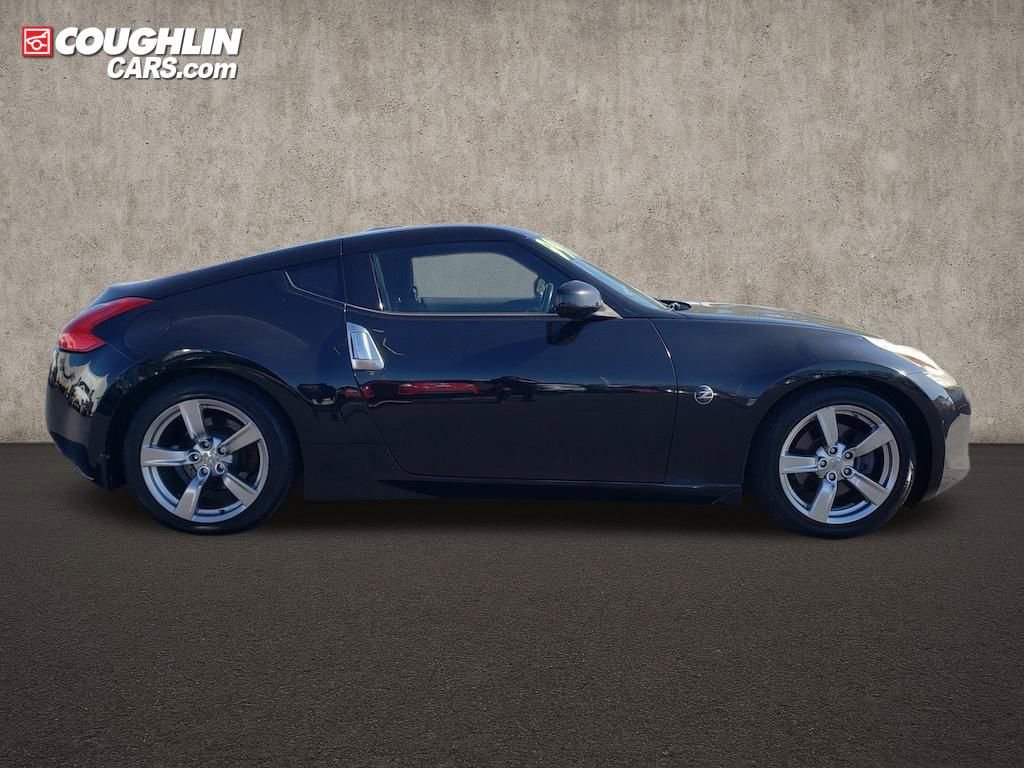 Used 2009 Nissan 370Z Coupe image 8