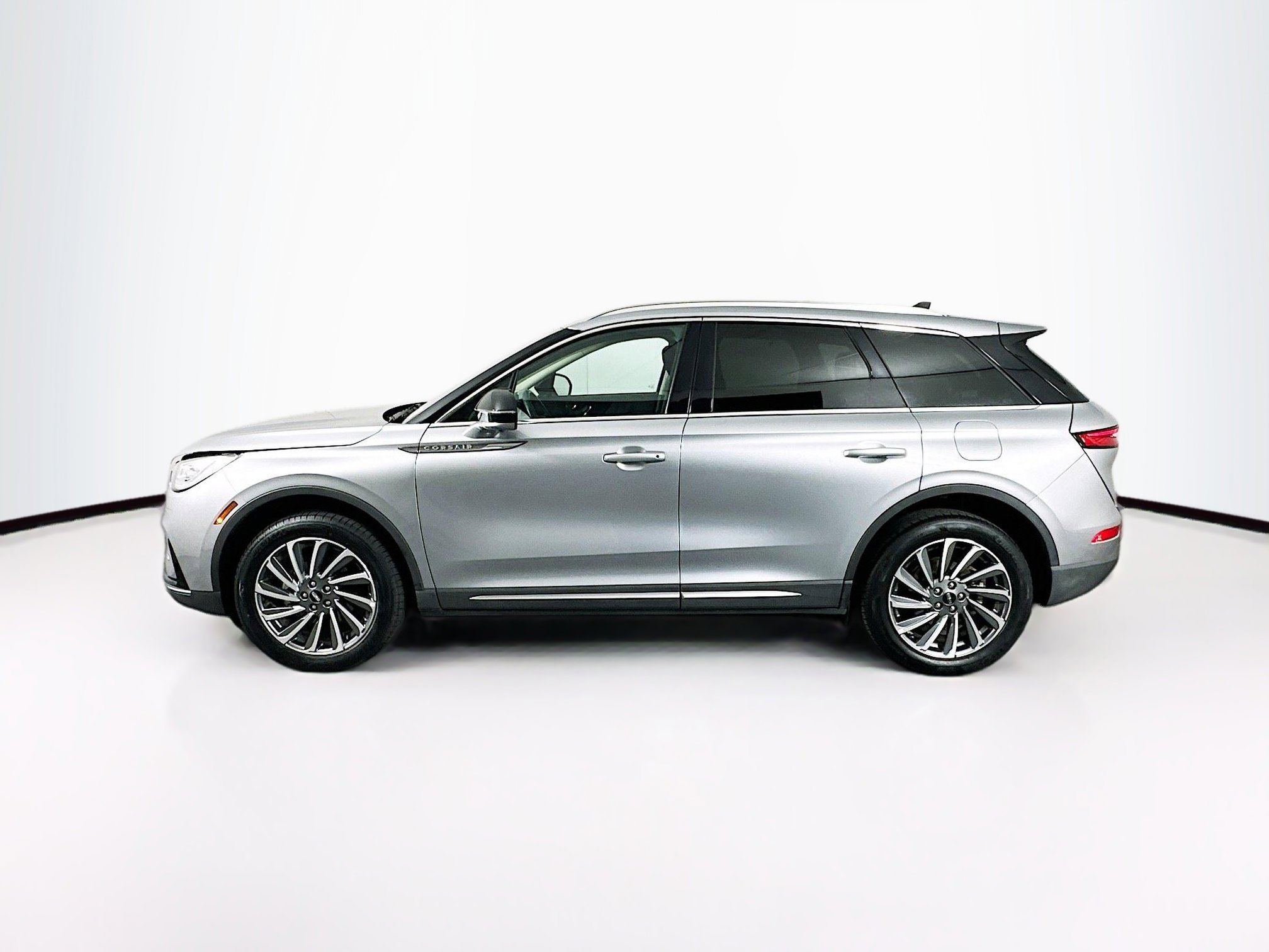 Used 2024 Lincoln Corsair Reserve w/ Equipment Group 201A image 4