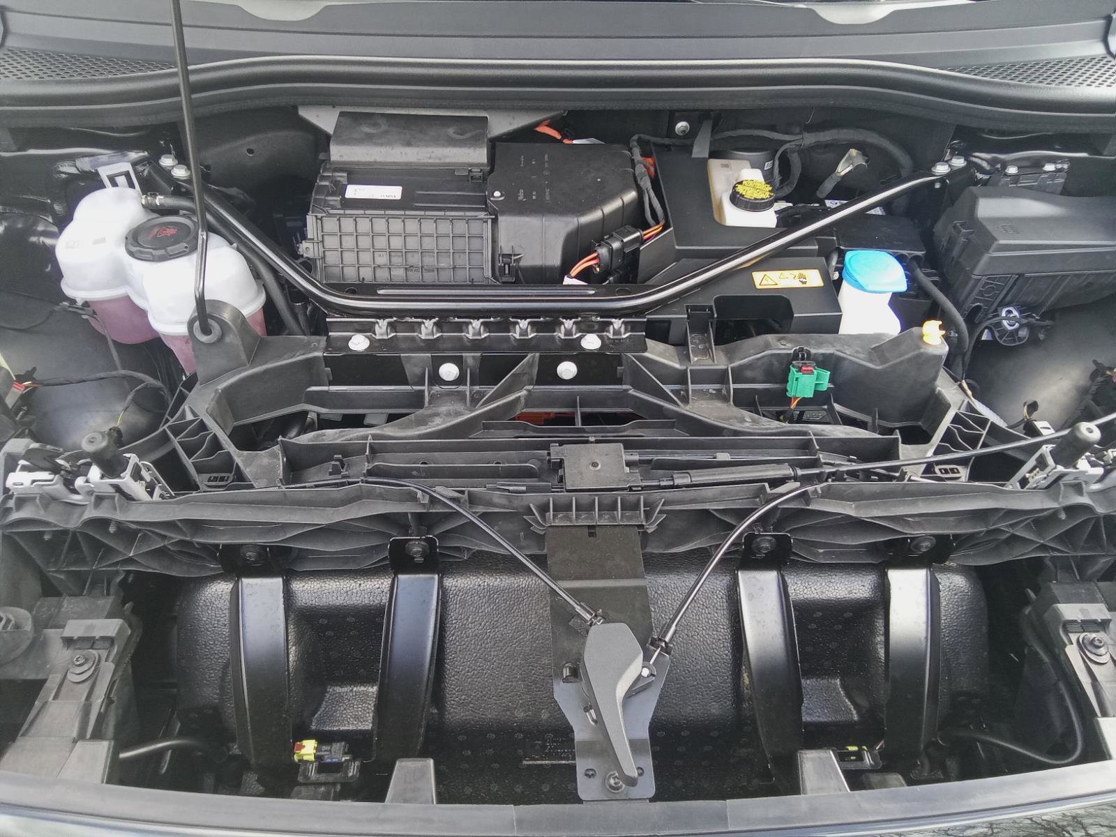 Used 2024 Audi Q4 e-tron Premium Plus w/ Premium Plus image 15