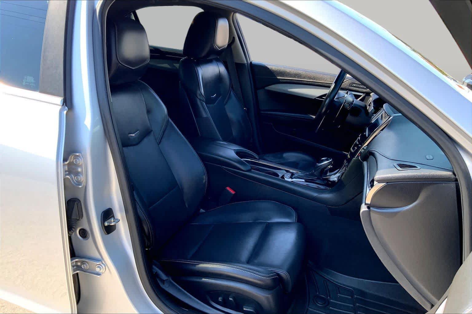 Used 2018 Cadillac ATS Premium Luxury RWD image 9