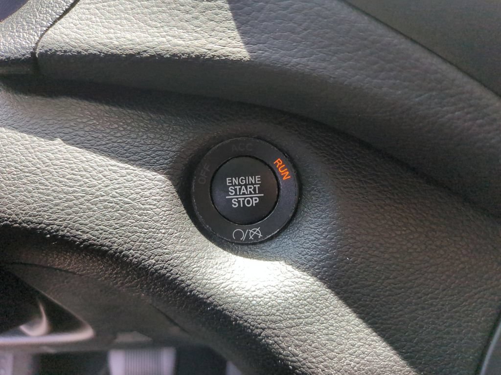 Used 2023 Jeep Cherokee Altitude Lux AWD/4WD image 27