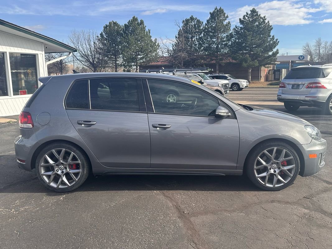 Used 2013 Volkswagen Golf 4-Door image 2