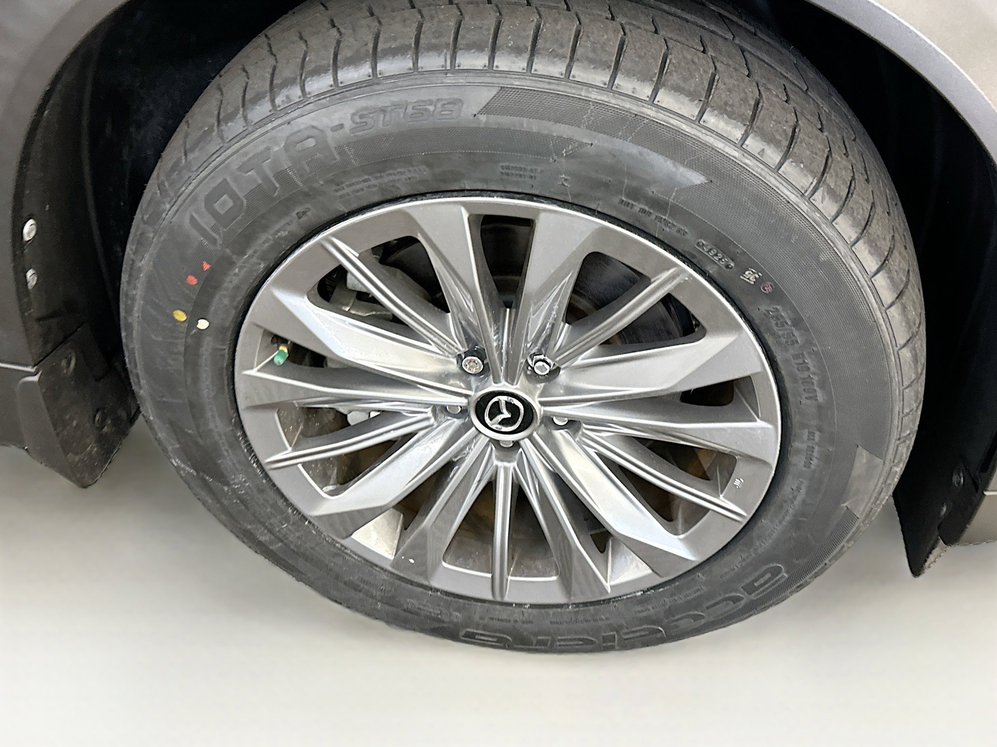 Used 2024 MAZDA CX-90 Plug-In Hybrid w/ Preferred image 11