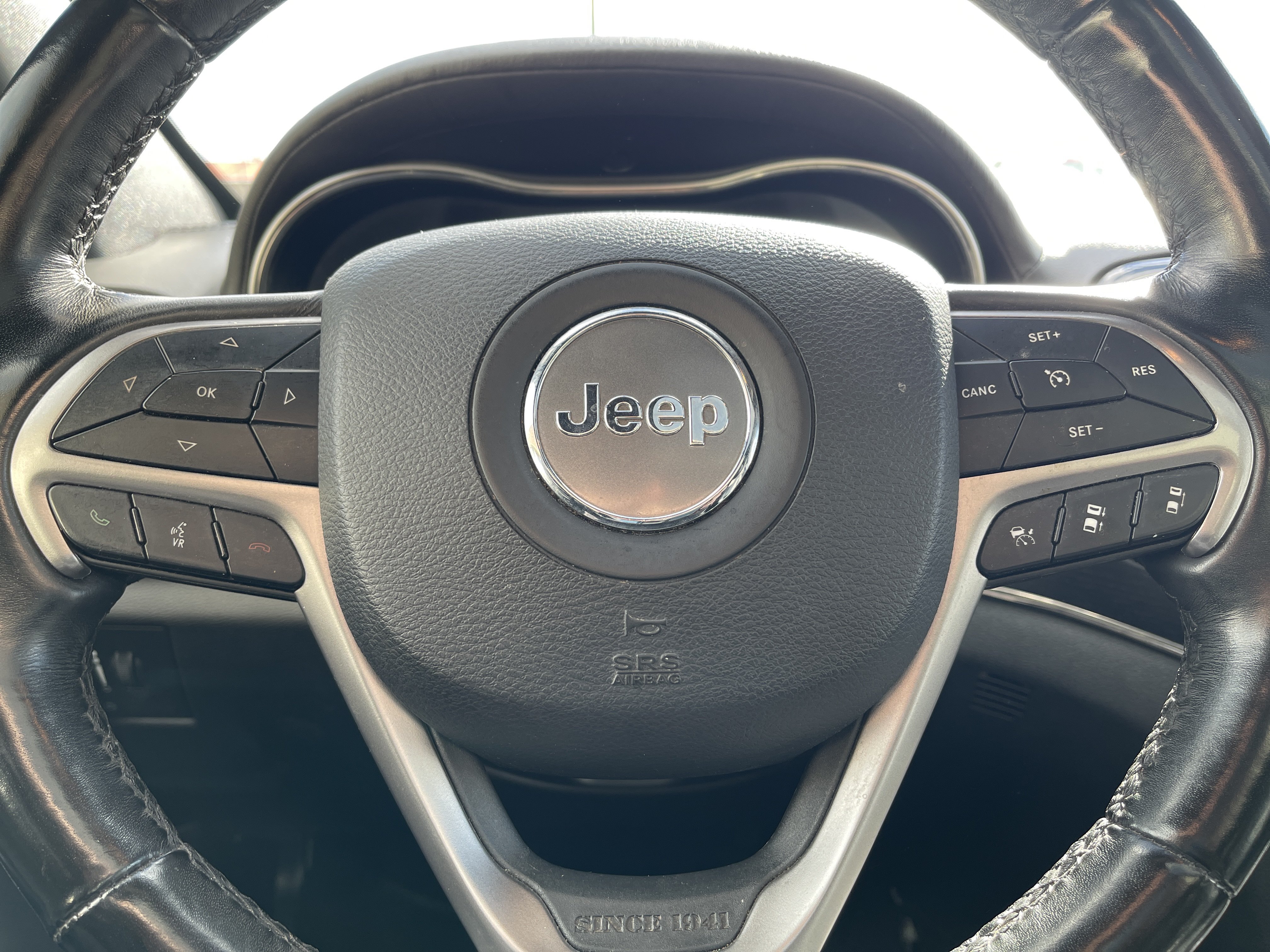 Used 2021 Jeep Grand Cherokee High Altitude AWD/4WD image 16