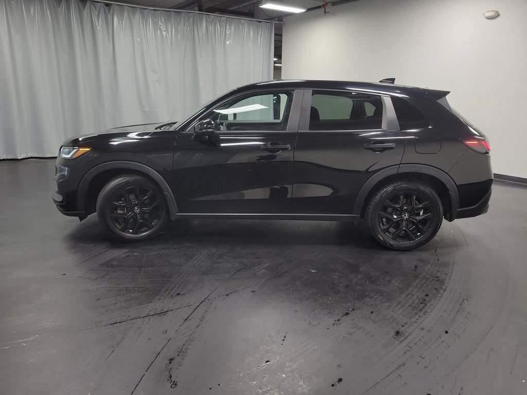 Used 2025 Honda HR-V Sport image 5