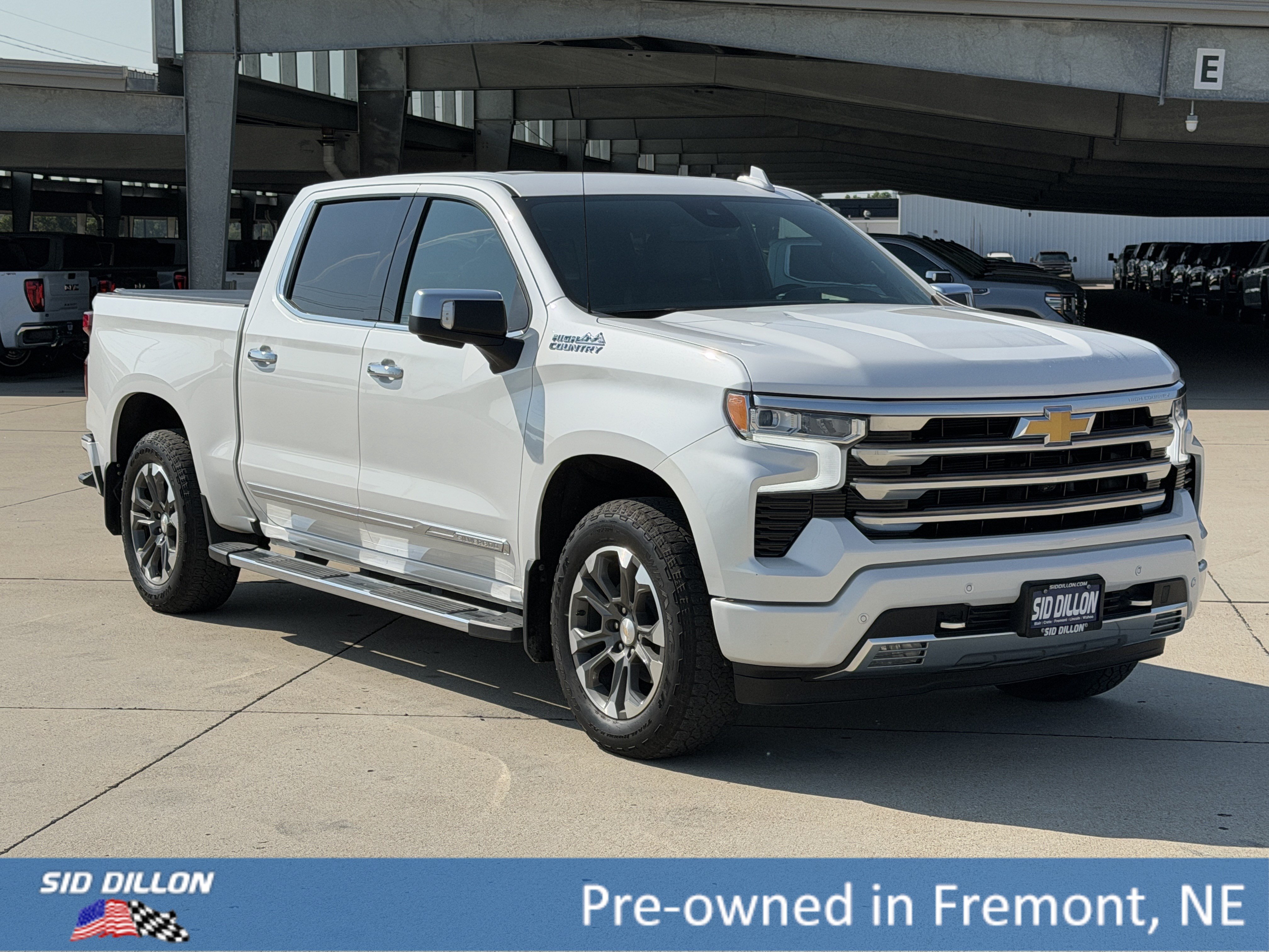 Certified 2024 Chevrolet Silverado 1500 High Country AWD/4WD image 2