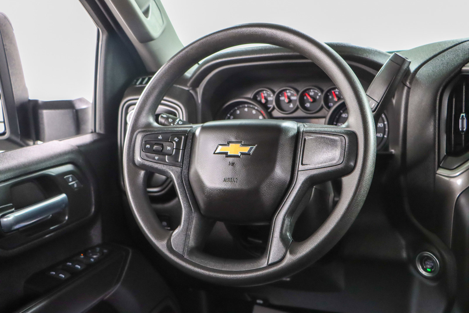 Used 2025 Chevrolet Silverado 2500 W/T w/ WT/CX Safety Package image 12