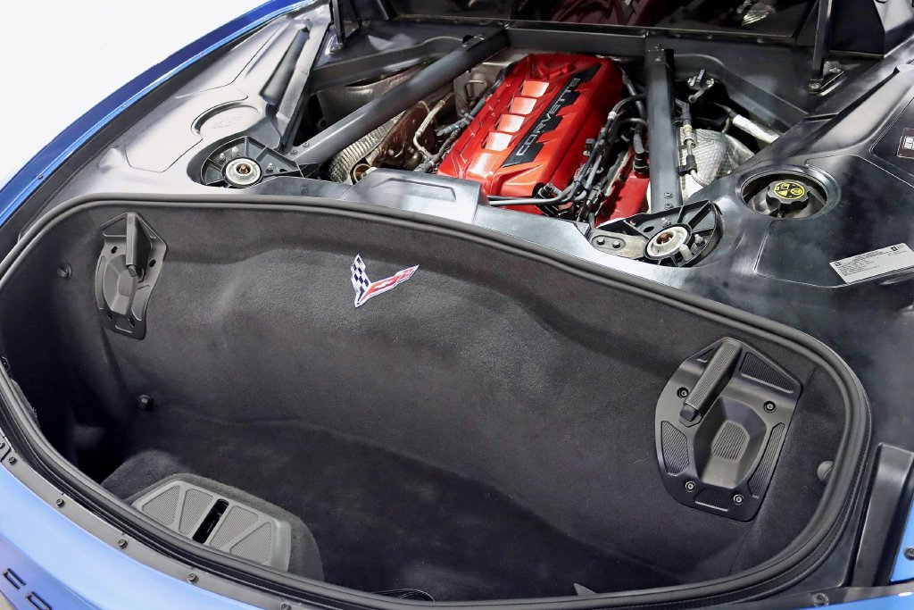 Used 2020 Chevrolet Corvette Stingray Preferred Cpe w/ 2LT Preferred Equipment Group RWD image 34
