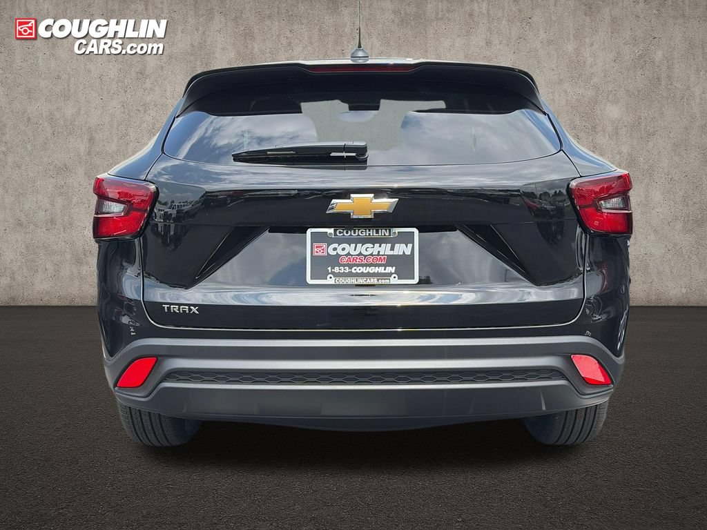 New 2026 Chevrolet Trax LS FWD image 4