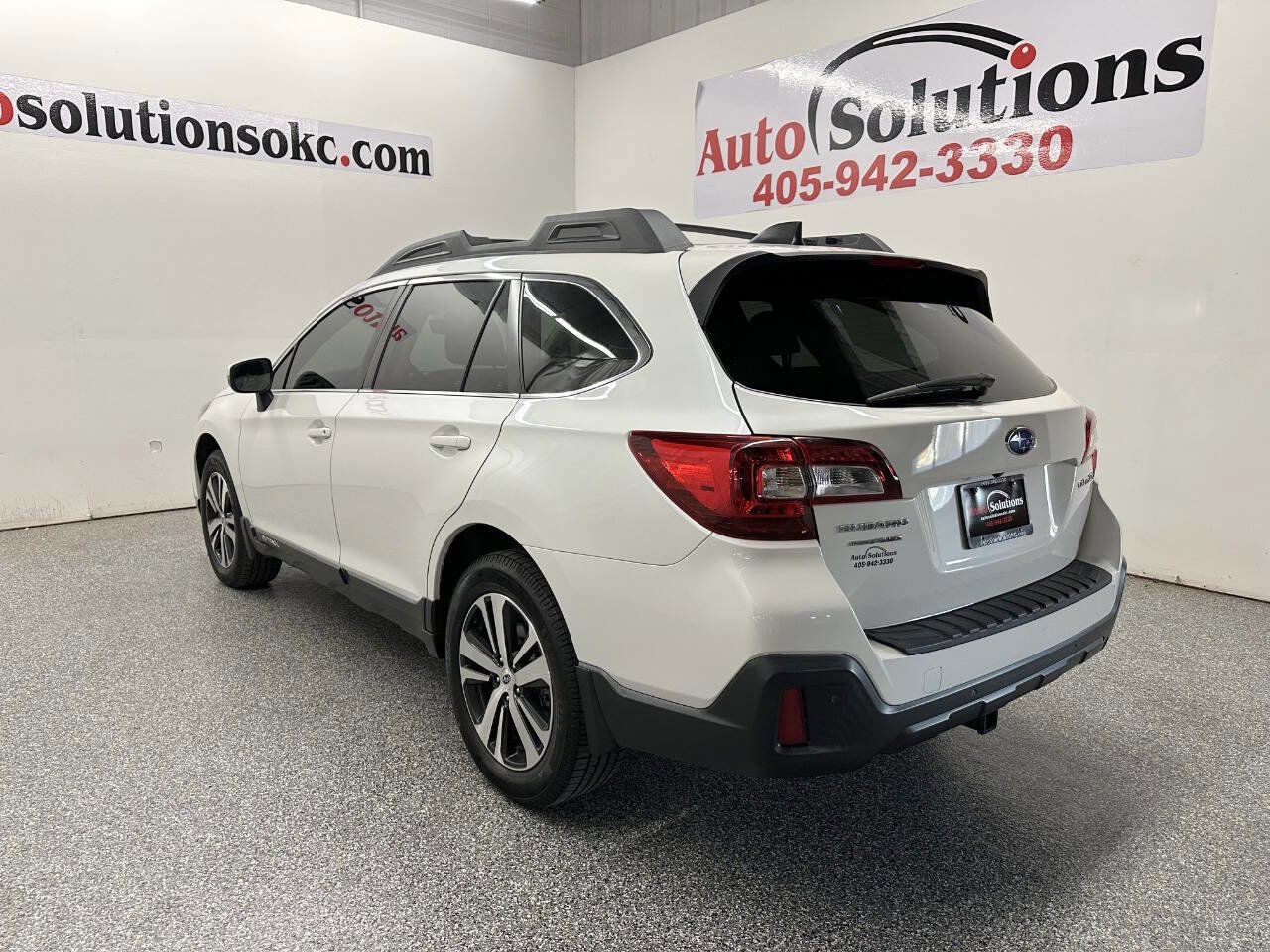 Used 2018 Subaru Outback 2.5i Limited image 5