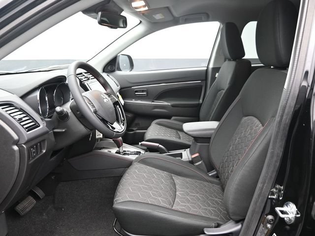 New 2026 Mitsubishi Outlander Sport LE AWD/4WD image 12