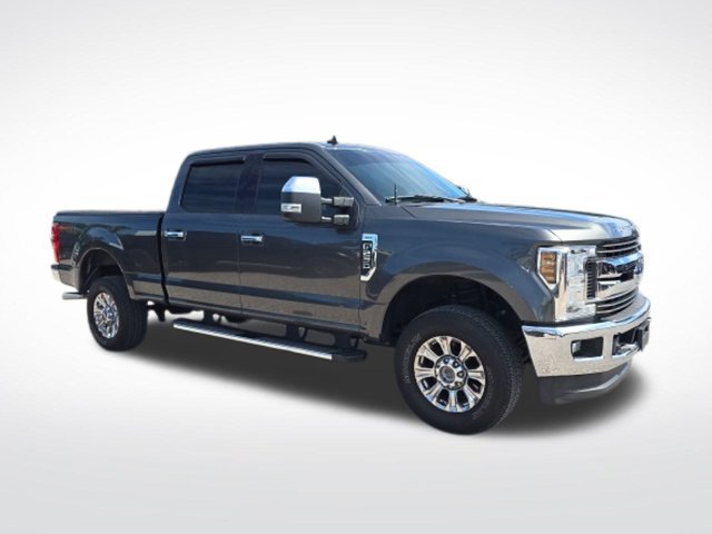Used 2019 Ford F250 XLT w/ XLT Premium Package AWD/4WD image 1