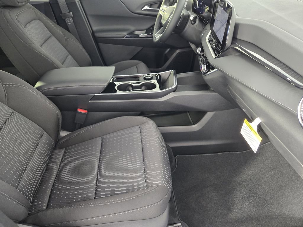 New 2026 Chevrolet Equinox LT image 17