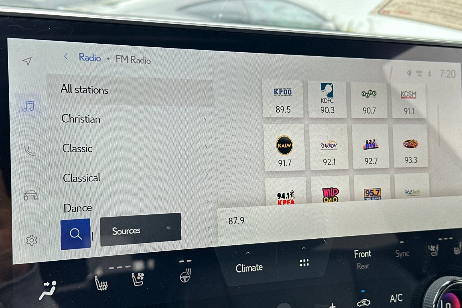 Used 2023 Lexus RX 350 Premium Plus w/ Cold Area Package FWD image 20