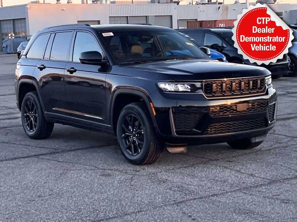 New 2026 Jeep Grand Cherokee Laredo