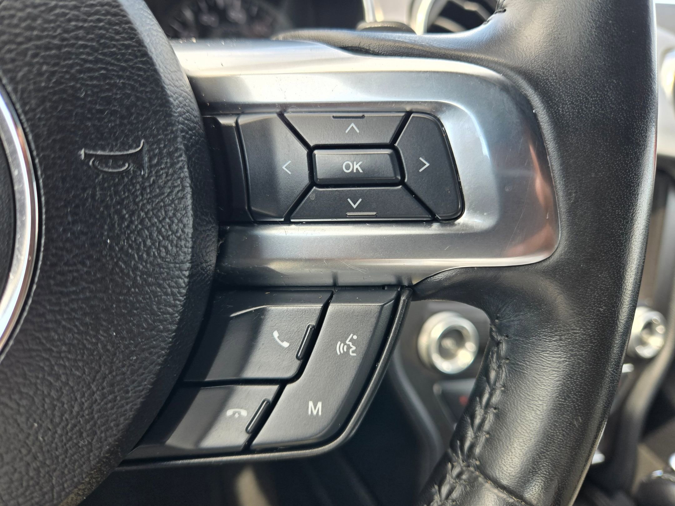 Used 2019 Ford Mustang Premium image 23