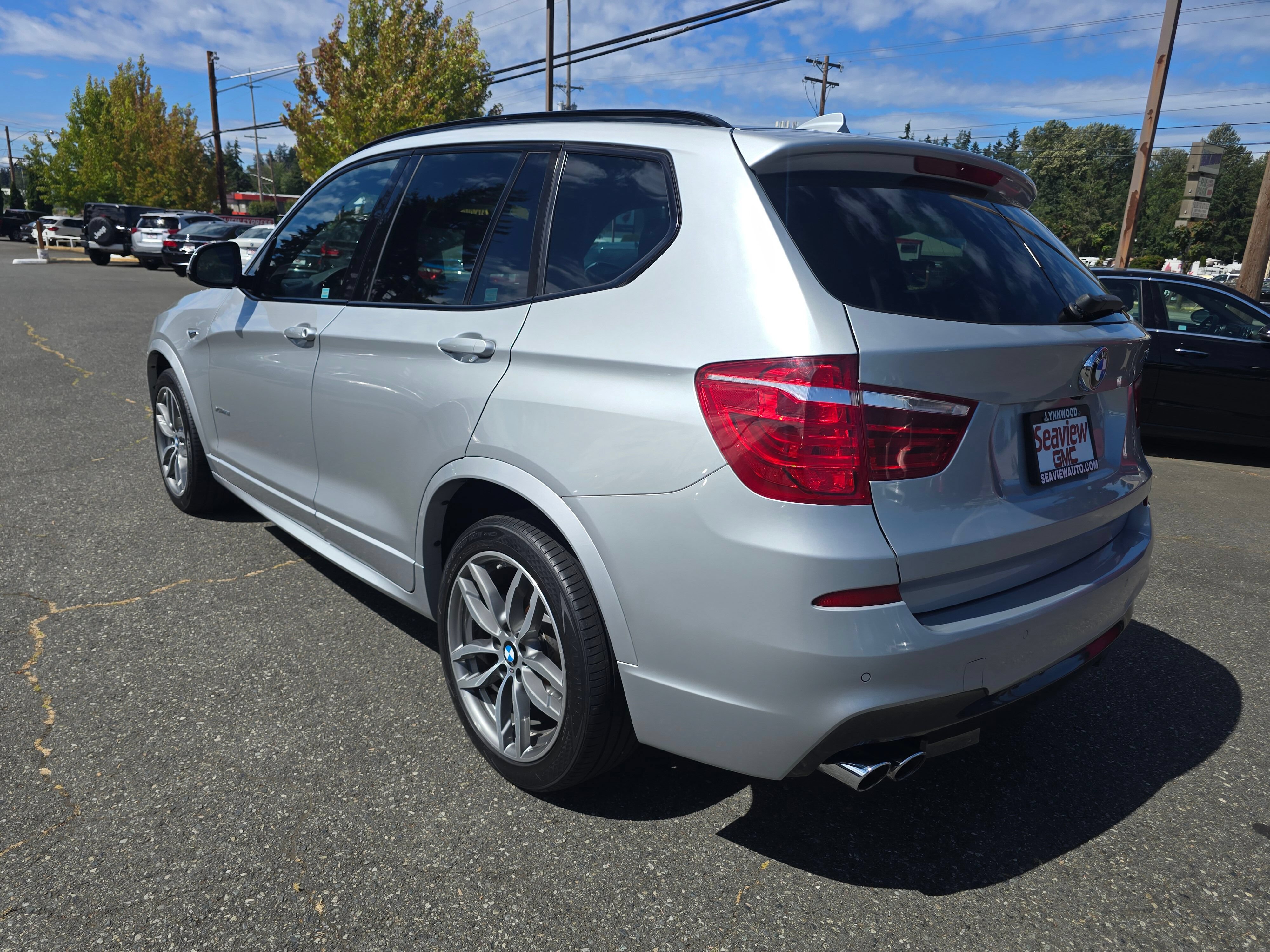 Used 2017 BMW X3 xDrive28i AWD/4WD image 5