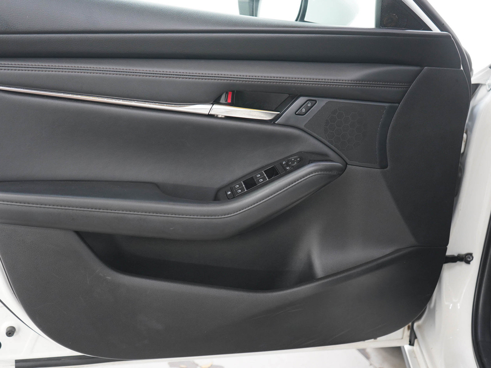 Used 2024 MAZDA MAZDA3 s FWD image 17