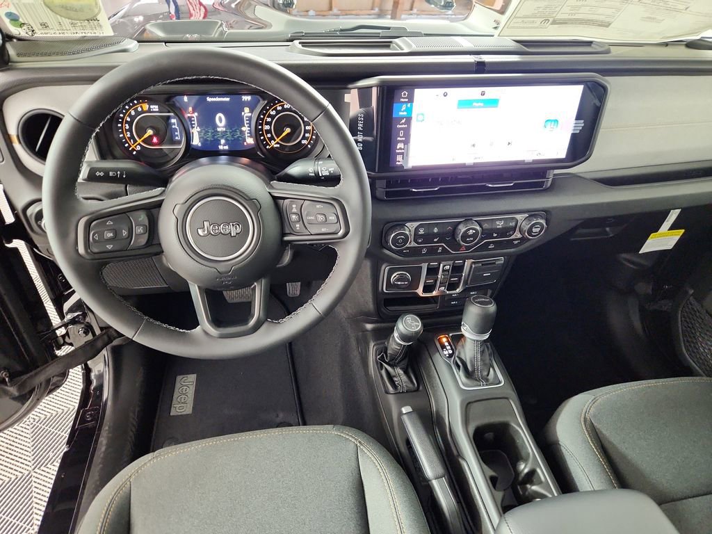 New 2025 Jeep Gladiator Sport image 21