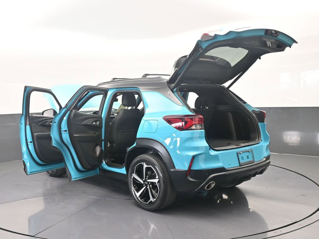 Used 2021 Chevrolet TrailBlazer RS w/ Sun and Liftgate Package FWD image 80