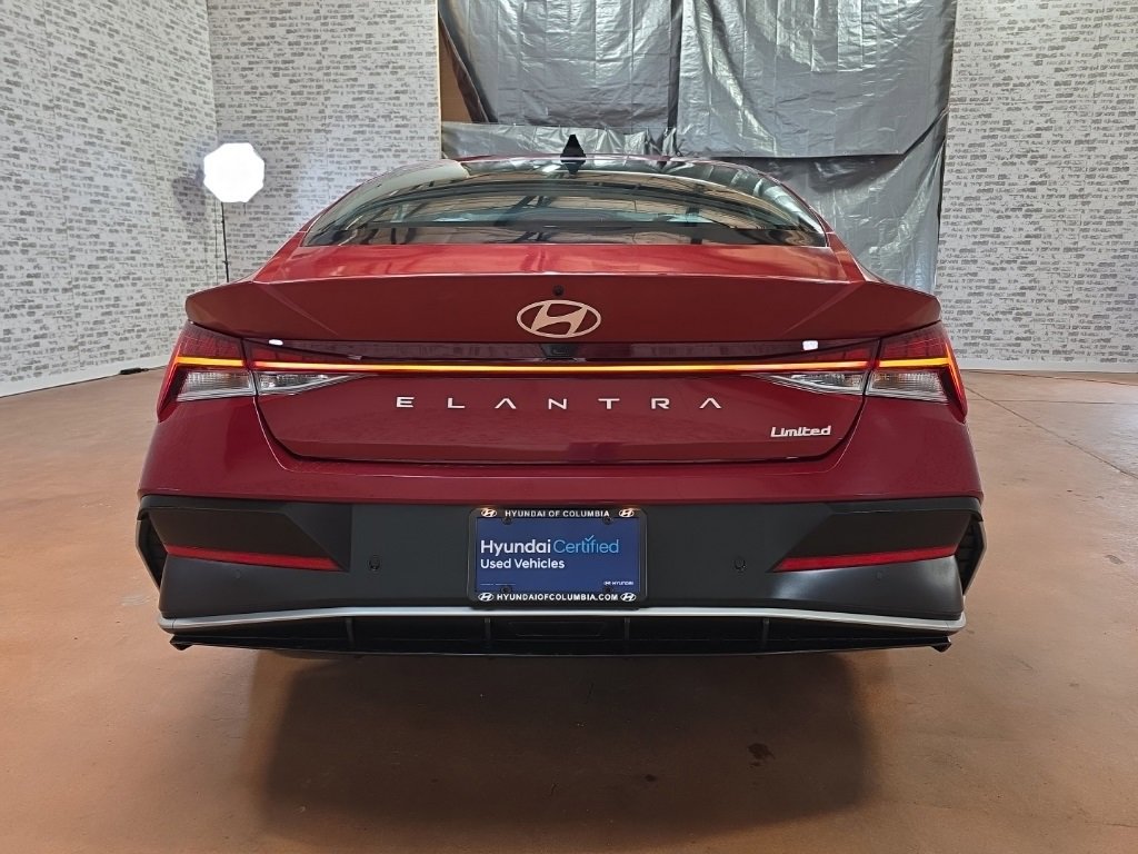 Used 2024 Hyundai Elantra Limited image 5