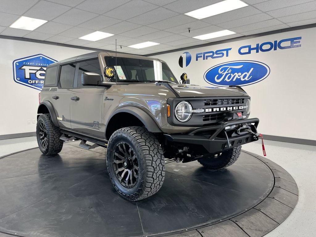 New 2025 Ford Bronco 4-Door AWD/4WD image 2