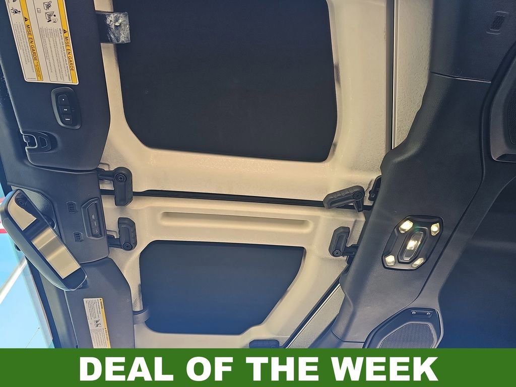 Used 2021 Jeep Gladiator Willys image 29