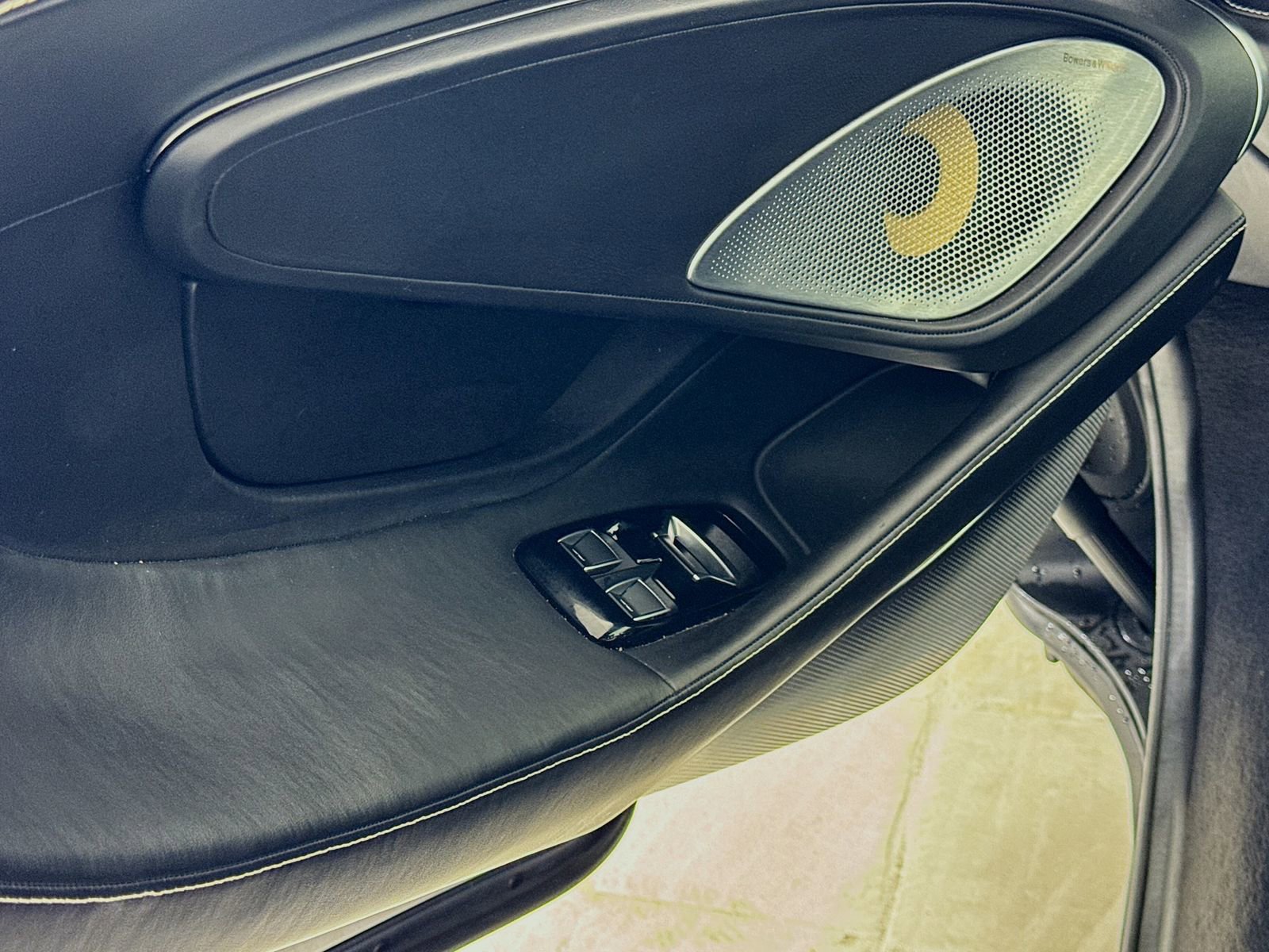 Used 2025 McLaren GTS image 16