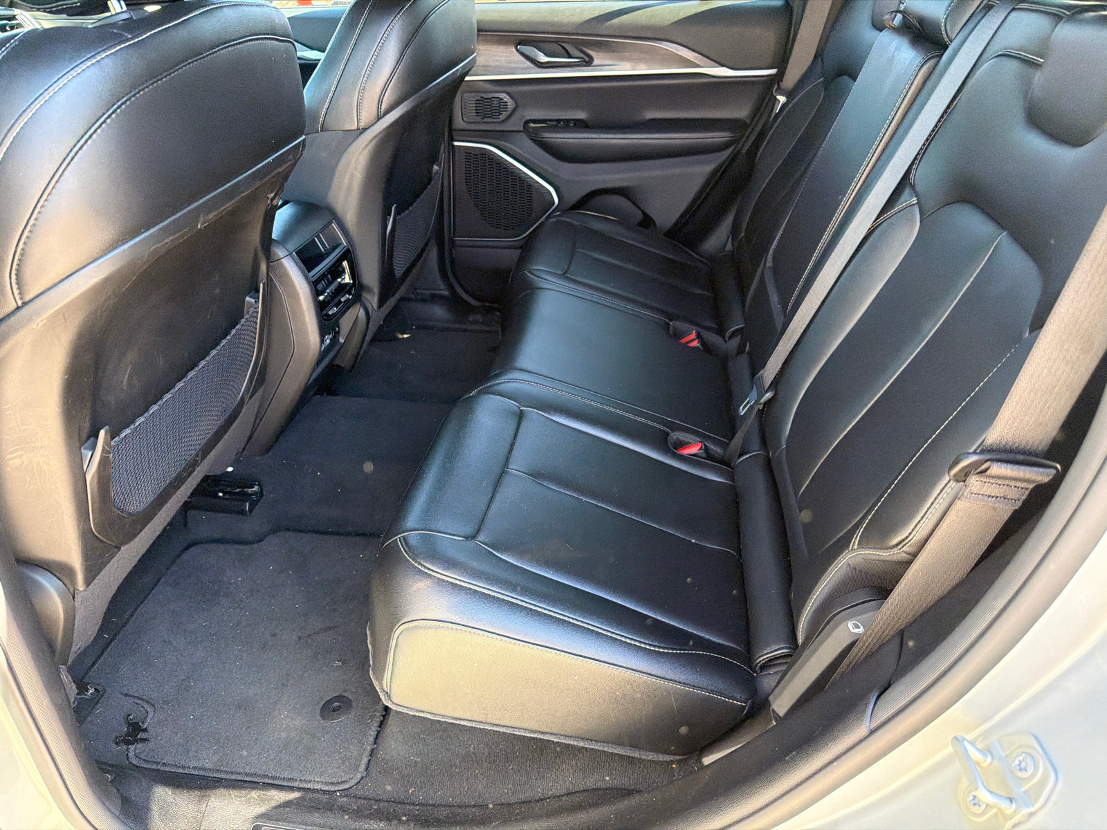 Used 2024 Jeep Grand Cherokee Limited 4xe AWD/4WD image 22