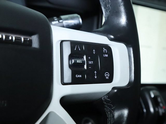 Certified 2022 Land Rover Defender 110 SE AWD/4WD image 26