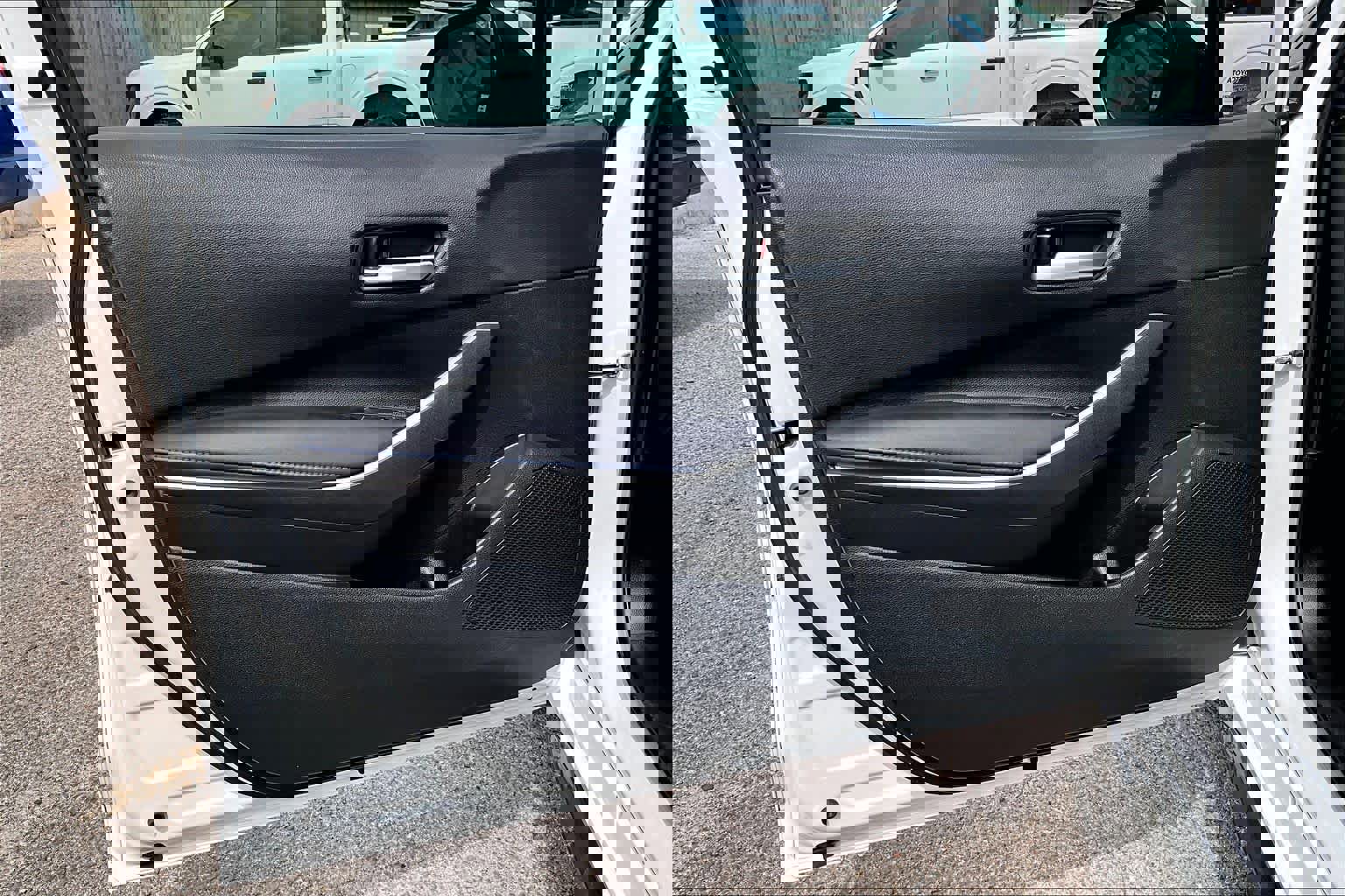 Used 2021 Toyota Corolla SE FWD image 22