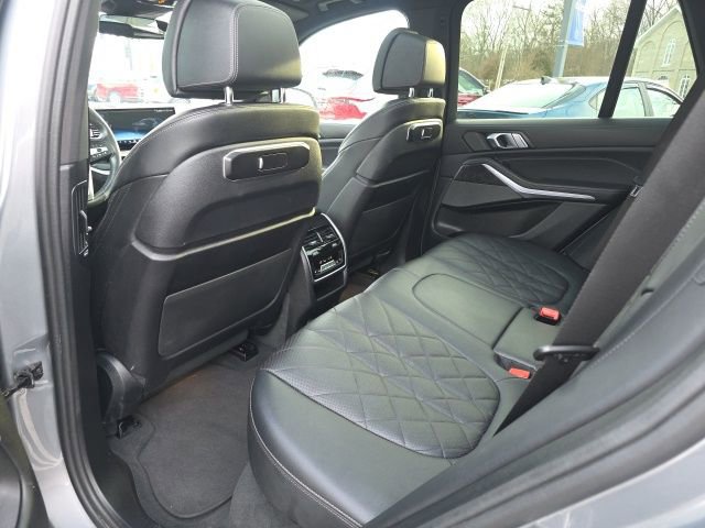 Used 2024 BMW X5 xDrive40i image 16