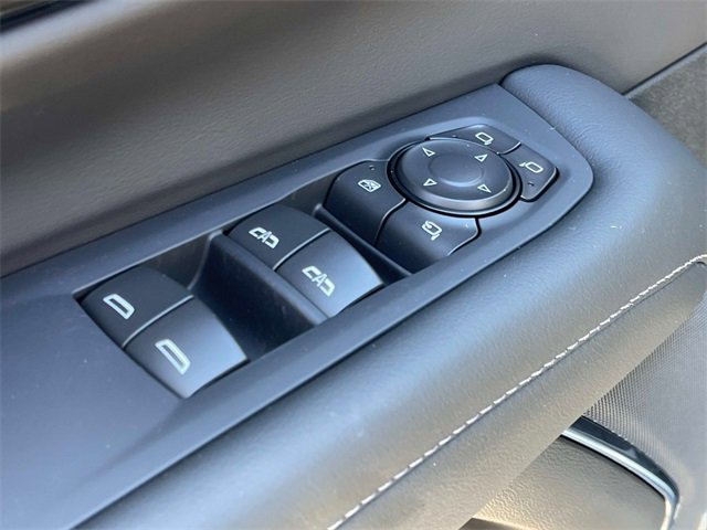 New 2026 Chevrolet Suburban Z71 w/ Z71 Off-Road Package image 25