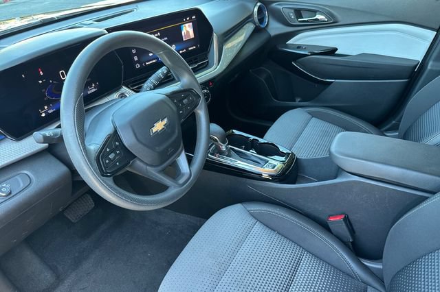 Used 2024 Chevrolet Trax LT FWD image 10