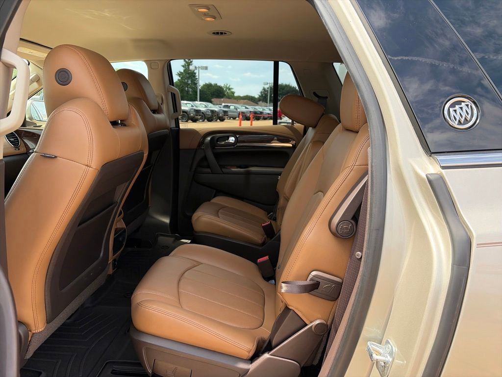 Used 2017 Buick Enclave Leather FWD image 8