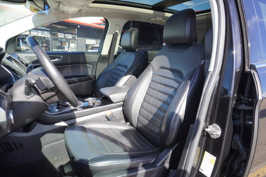 Used 2018 Ford Edge SEL w/ Equipment Group 201A AWD/4WD image 21