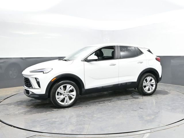 Used 2025 Buick Encore GX Preferred AWD/4WD image 9