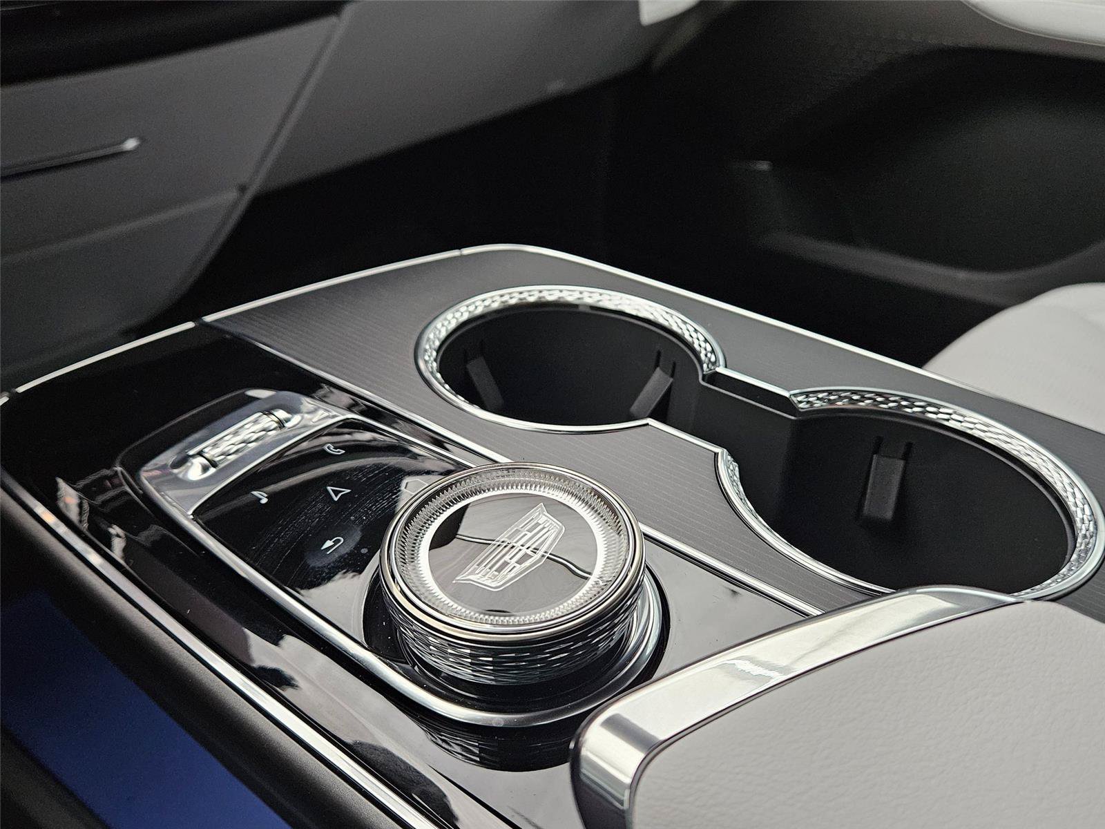 New 2026 Cadillac Lyriq Luxury w/ LPO, Floor Liner Package RWD image 21