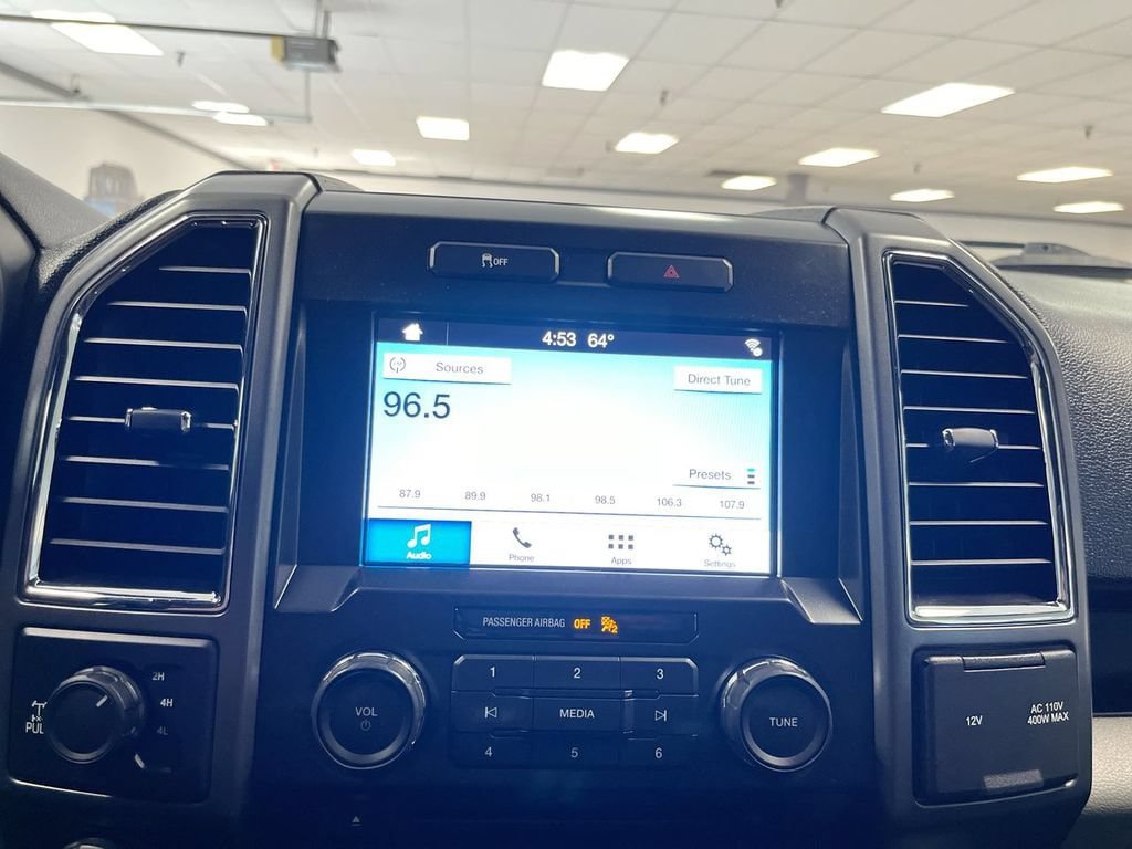 Used 2016 Ford F150 XLT w/ Equipment Group 302A Luxury AWD/4WD image 19