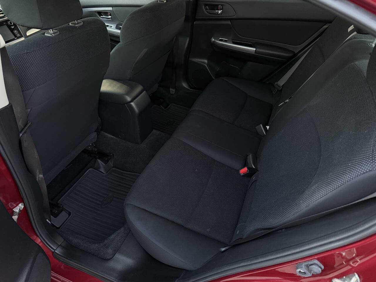 Used 2016 Subaru Impreza 2.0i Premium image 11