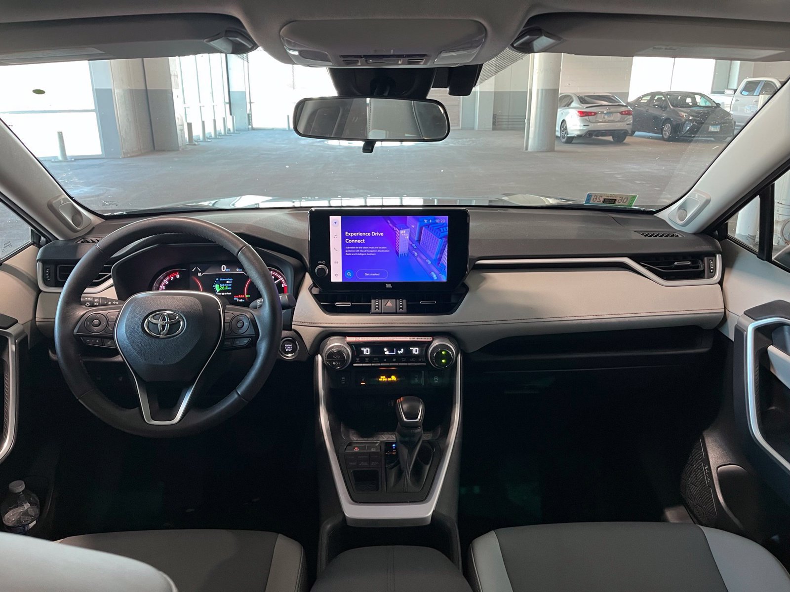 Used 2025 Toyota RAV4 XLE Premium w/ Weather Package AWD/4WD image 39