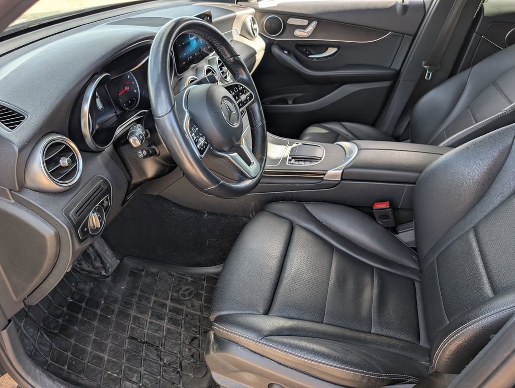 Used 2022 Mercedes-Benz GLC 300 4MATIC image 10